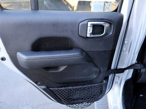 Used 2023 Jeep Wrangler Unlimited Sahara w/ Cold Weather Group image 28