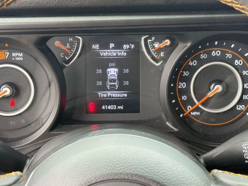Used 2024 Jeep Wrangler Sport AWD/4WD image 17