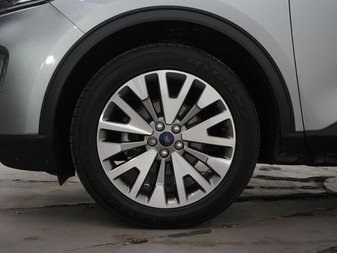 Used 2022 Ford Escape Titanium image 29