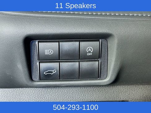 Used 2024 Toyota Highlander Limited image 10