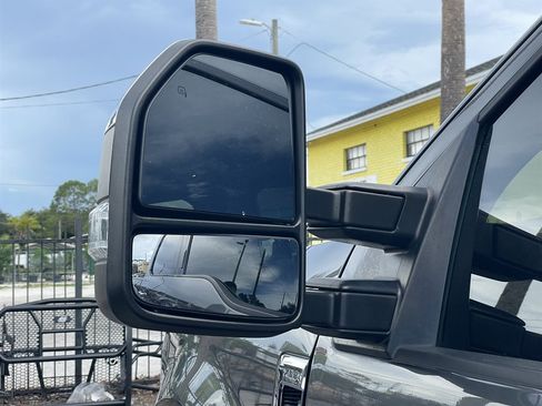 Used 2019 Ford F350 XLT w/ XLT Premium Package AWD/4WD image 33