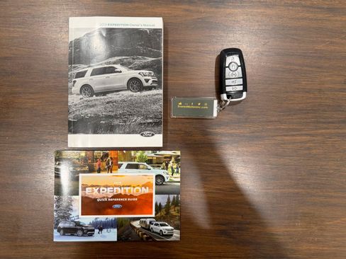 Used 2019 Ford Expedition XLT w/ Equipment Group 202A RWD image 28