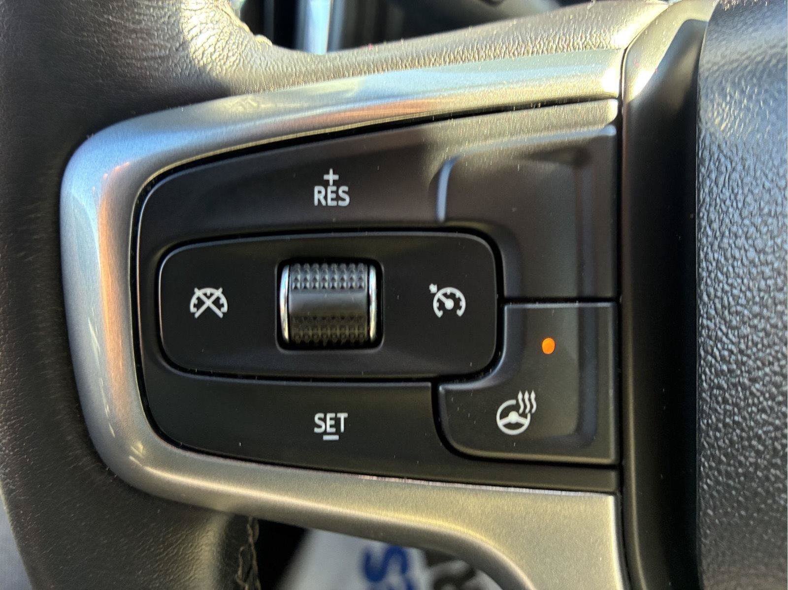 Used 2022 Chevrolet Silverado 3500 LTZ w/ LTZ Plus Package AWD/4WD image 17