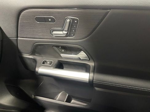 Used 2026 Mercedes-Benz GLA 250 4MATIC image 26