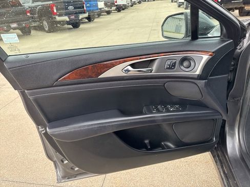 Used 2018 Lincoln MKZ Reserve w/ Climate Package image 24