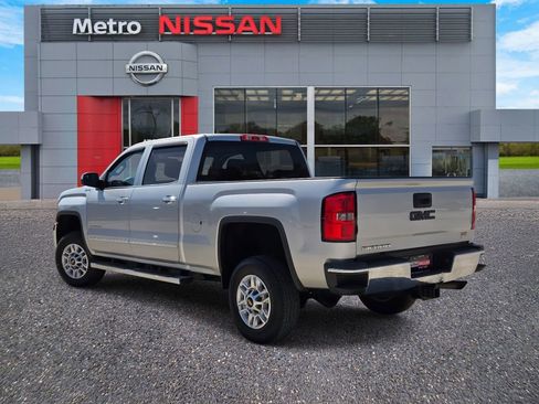 Used 2015 GMC Sierra 2500 SLT AWD/4WD image 4