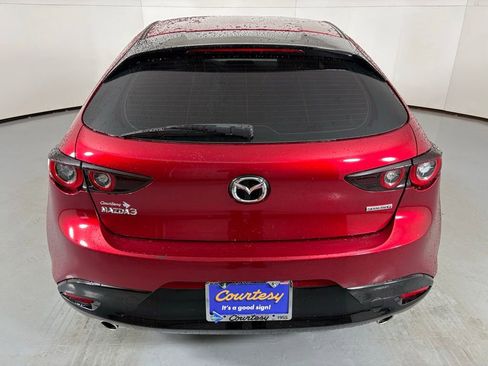 Used 2022 MAZDA MAZDA3 s image 7