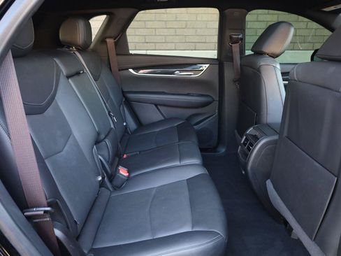 Used 2021 Cadillac XT5 Premium Luxury FWD image 25