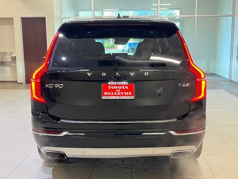 Used 2017 Volvo XC90 T6 Inscription w/ Vision Package image 5