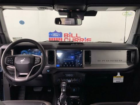 New 2025 Ford Bronco Outer Banks image 18