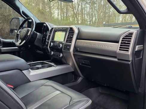 Used 2018 Ford F250 Platinum w/ Platinum Ultimate Package image 35