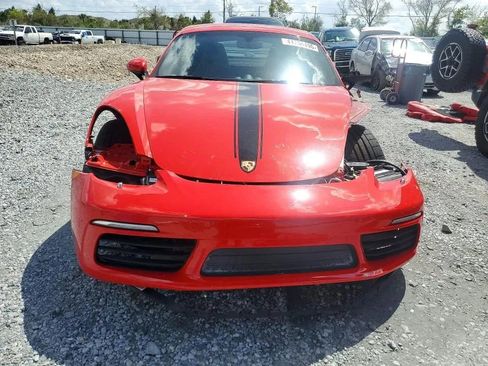 Used 2025 Porsche 718 Cayman image 5