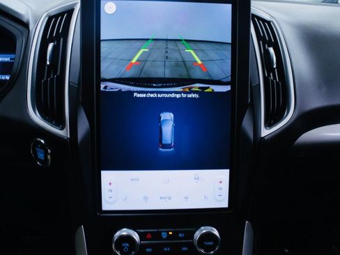 Used 2024 Ford Edge SEL image 14