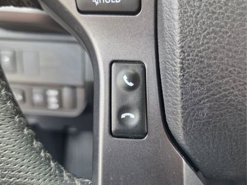 Used 2021 Toyota Tacoma TRD Off-Road AWD/4WD image 31