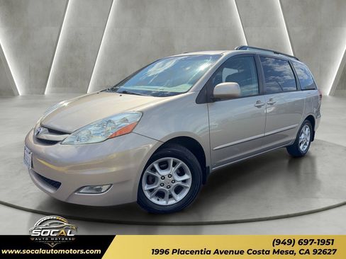 Used 2006 Toyota Sienna XLE w/ XLE Pkg 5 FWD image 1