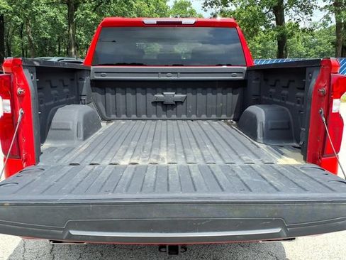 Used 2022 Chevrolet Silverado 1500 RST AWD/4WD image 21