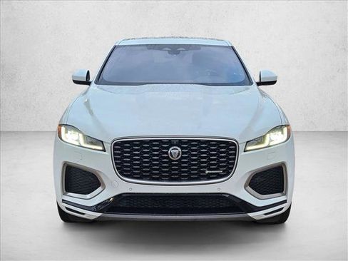 Used 2021 Jaguar F-PACE R-Dynamic S image 2