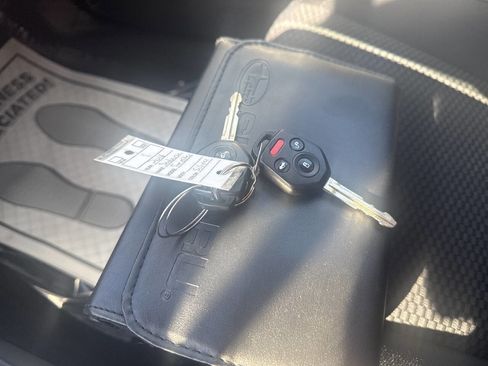 Used 2016 Subaru Forester 2.5i Premium w/ All-Weather Package image 11