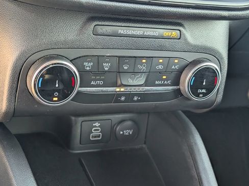 Used 2025 Ford Escape ST-Line FWD image 16