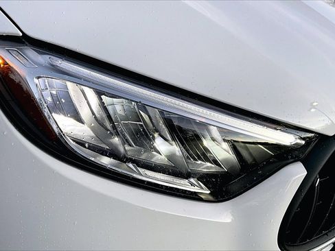 Certified 2025 Mercedes-Benz GLC 43 AMG 4MATIC image 31