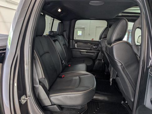 Used 2017 RAM 1500 Limited AWD/4WD image 18