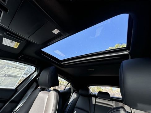 New 2026 MAZDA MAZDA3 Hatchback w/Premium Plus Pkg image 22