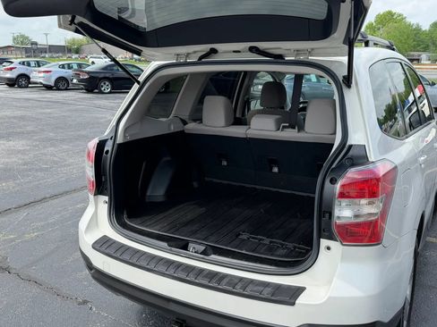 Used 2016 Subaru Forester 2.5i Premium AWD/4WD image 19
