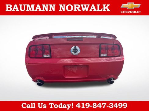 Used 2007 Ford Mustang GT RWD image 6
