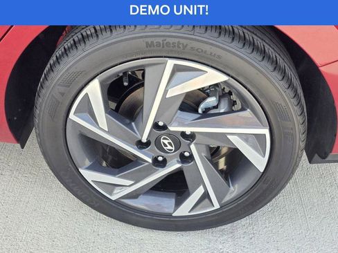 Certified 2025 Hyundai Elantra Sport FWD image 34