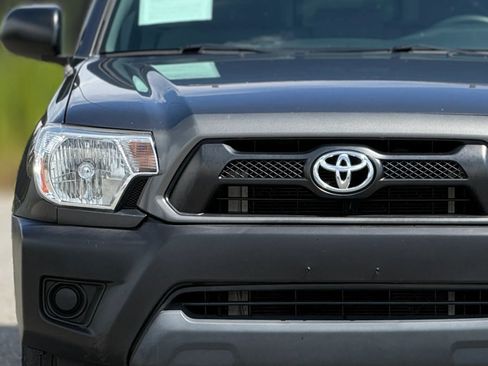 Used 2012 Toyota Tacoma 2WD Regular Cab image 10