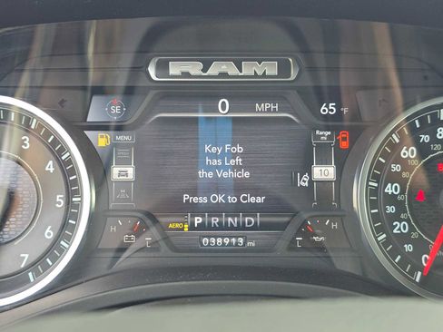 Used 2024 RAM 1500 Laramie image 25