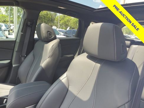 Used 2025 Acura RDX SH-AWD image 16