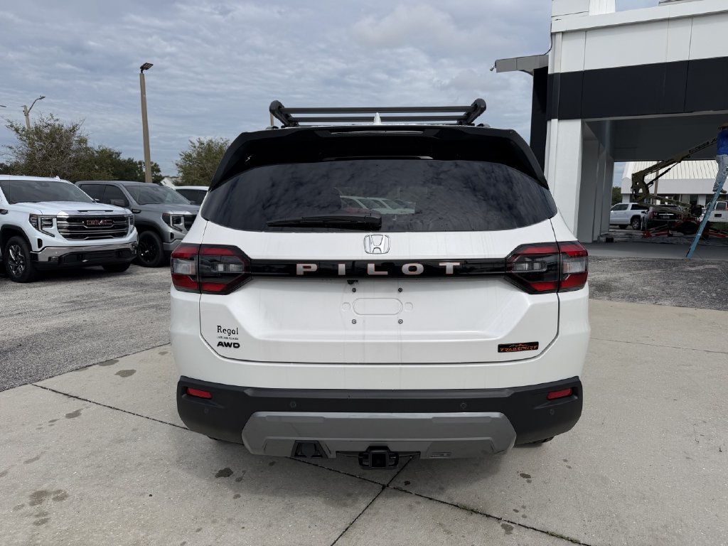 New 2026 Honda Pilot TrailSport image 5