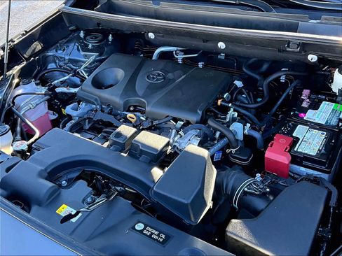 Certified 2025 Toyota RAV4 LE image 34