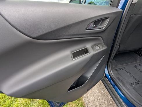 Used 2022 Chevrolet Equinox LT FWD image 12