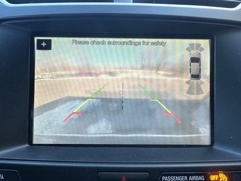 Used 2018 Ford Explorer XLT w/ Equipment Group 202A image 7