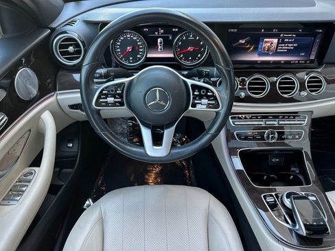 Used 2019 Mercedes-Benz E 300 image 15