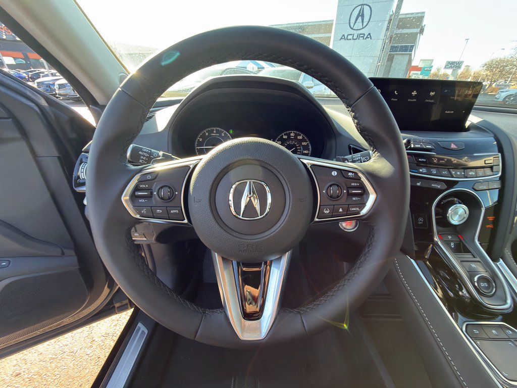 Used 2025 Acura RDX w/ Technology Package AWD/4WD image 21