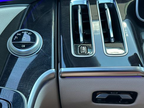 Certified 2022 Mercedes-Benz S 500 4MATIC image 32