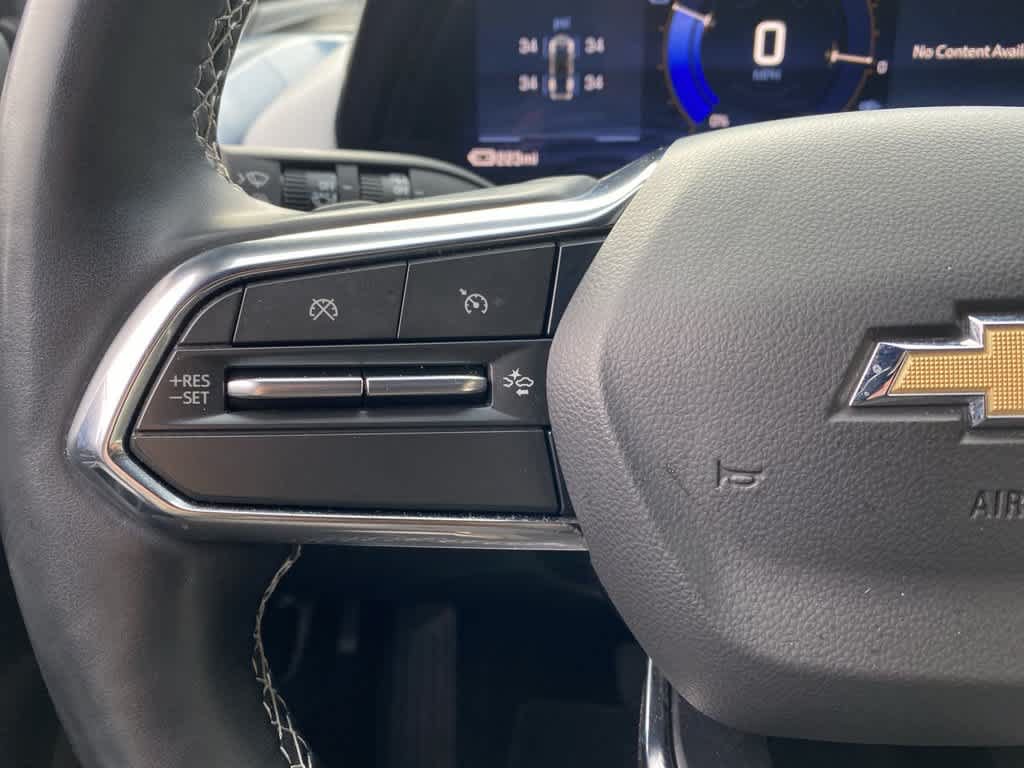 Used 2024 Chevrolet Equinox EV LT w/ LPO, Active Package AWD/4WD image 20