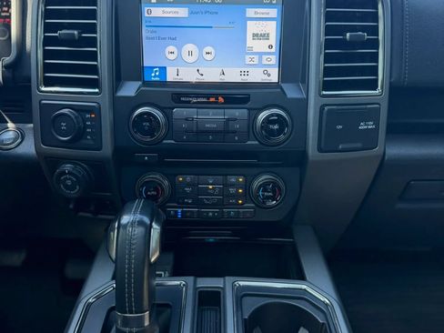 Used 2018 Ford F150 Raptor w/ Equipment Group 802A Luxury AWD/4WD image 13