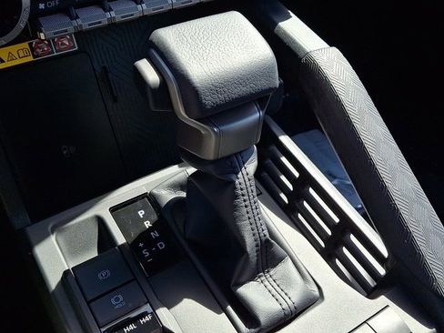 New 2026 Toyota 4Runner 4WD image 13