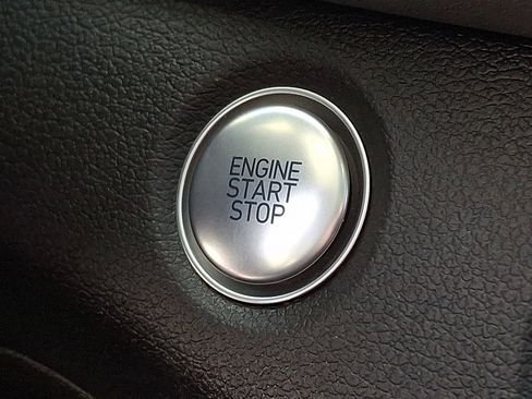 Used 2020 Hyundai Santa Fe Limited image 24