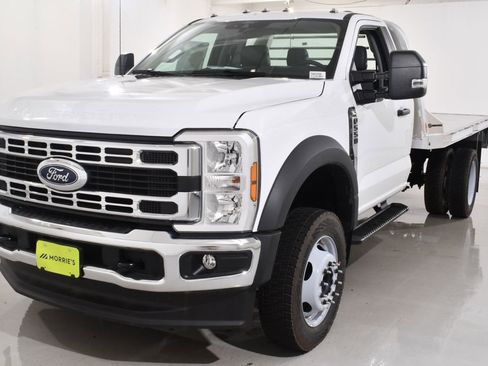 New 2026 Ford F550 4x4 Regular Cab Super Duty image 2