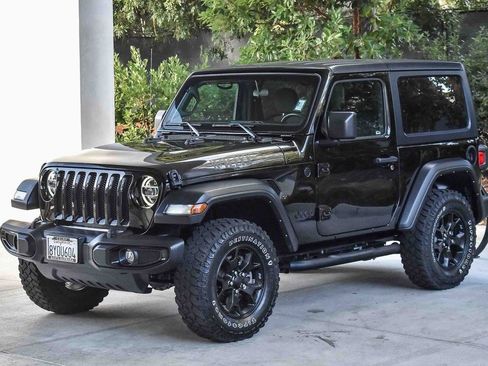 Used 2021 Jeep Wrangler Willys image 3