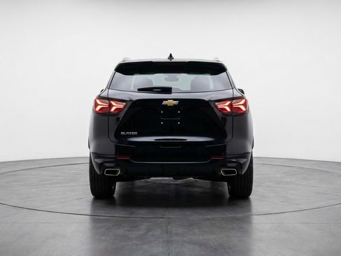 Used 2025 Chevrolet Blazer LT image 7