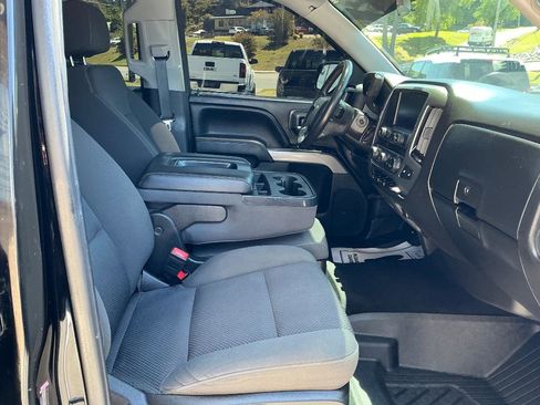 Used 2018 Chevrolet Silverado 1500 LT w/ All Star Edition AWD/4WD image 10