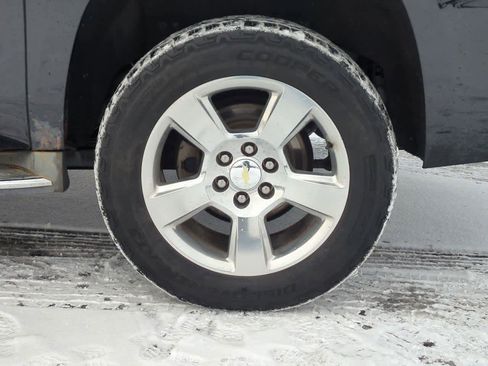 Used 2015 Chevrolet Suburban LTZ image 13