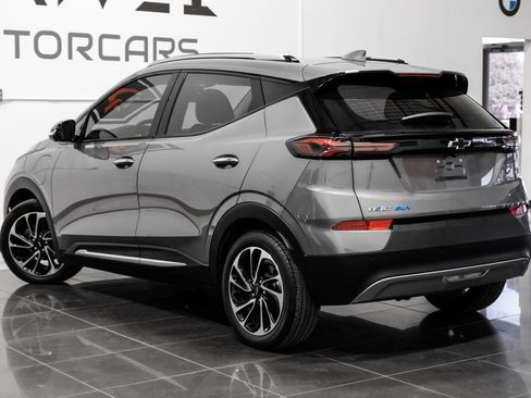 Used 2023 Chevrolet Bolt EUV Premier image 17