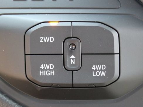New 2026 RAM 2500 Tradesman AWD/4WD image 24